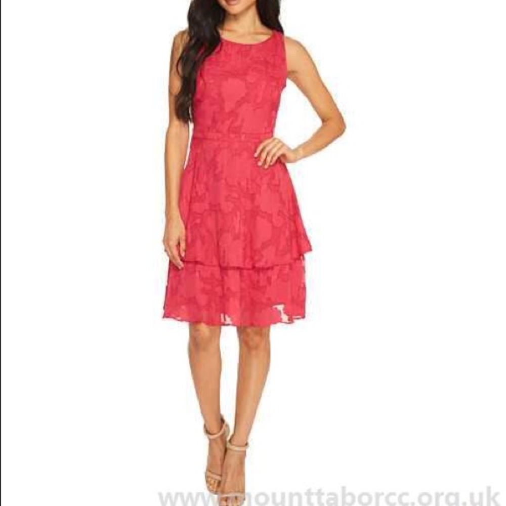 Taylor Pink Floral Lace Tiered Sleeveless Dress